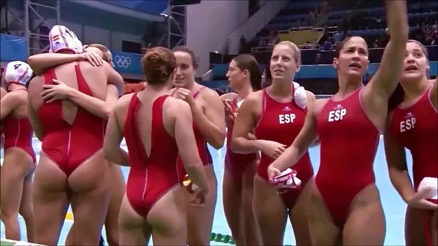 男性は彼らの隣人を訪問するために行く 無料 イケメン エロ