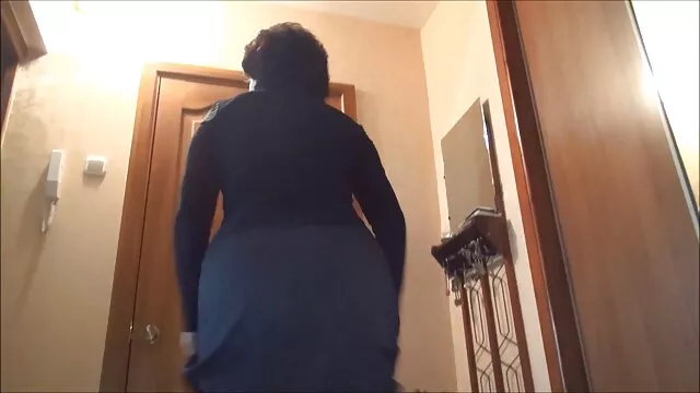 典型的なパーティーのためには、売春婦とアルコールが必要です エロ 動画 イケメン